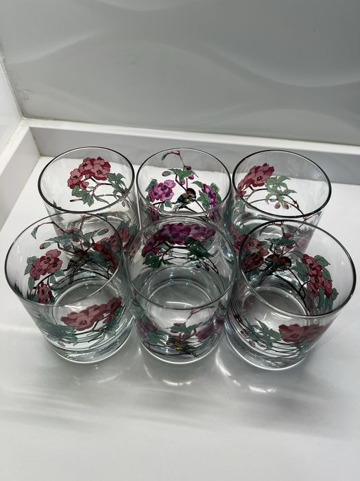 Conjunto de copos e taça de gelo em vidro pintados à mão