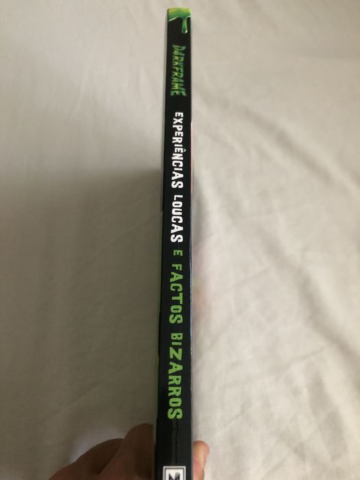 Livro- perfeito estado de D4RKFRAME!!