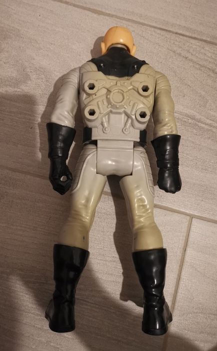Boneco Marvel Titan Hero Dr. Octopus