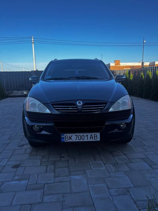 автомобіль  Санйонг Кайрон