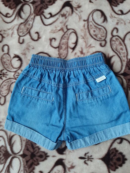 Джинсові шорти для дівчинки