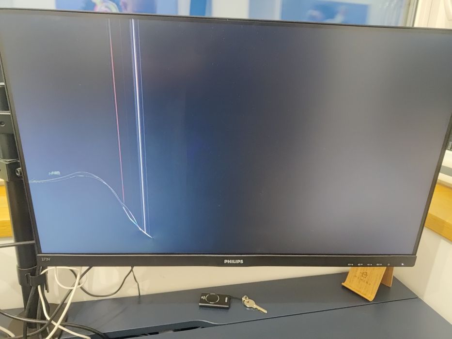 Uszkodzony: Monitor PHILIPS 273V7QJAB/00