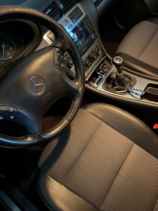 Mercedes-Benz c220 CDI