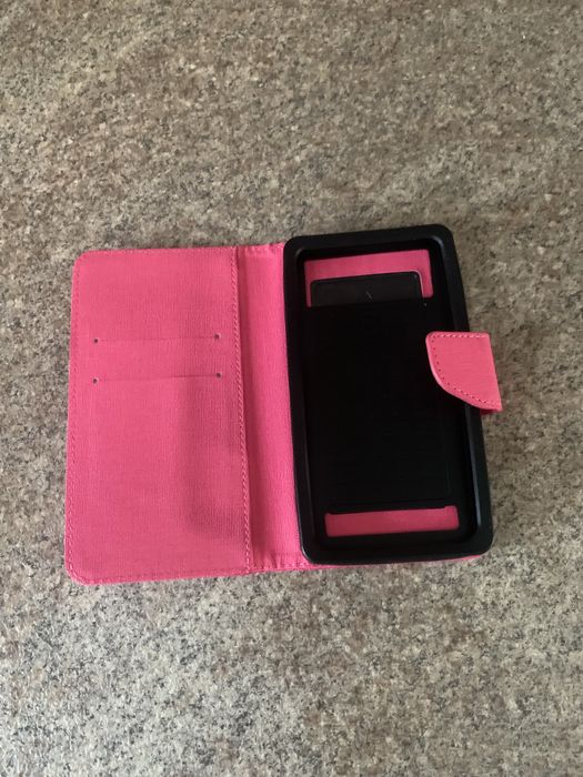 Etui na telefon etiu nowe etui.    Etui