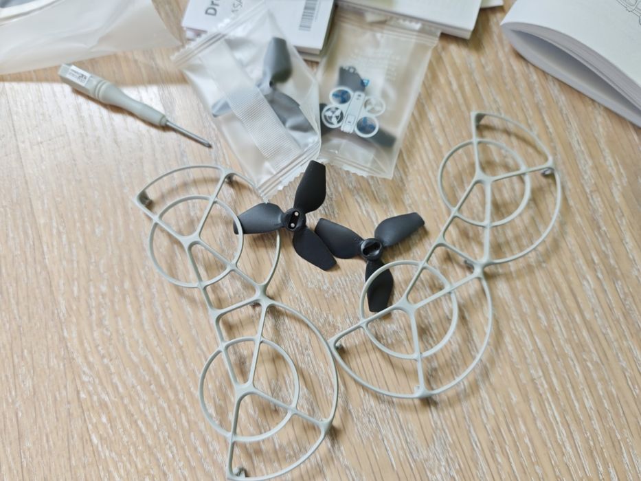 Dji neo 1, 3 baterie plus hub