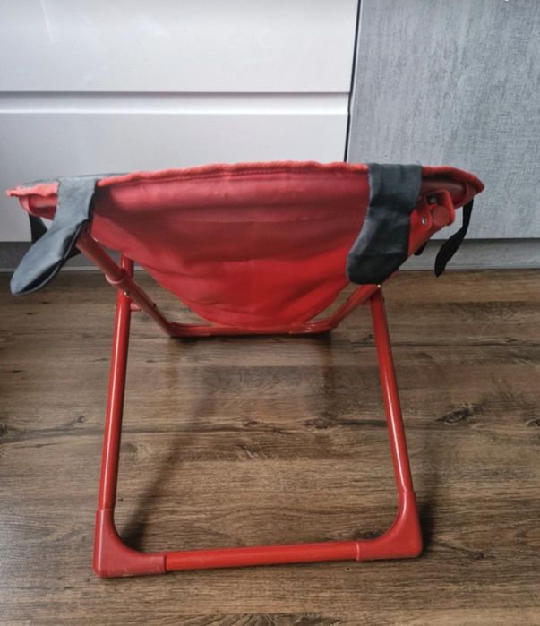 Krzeselko dla dziecka