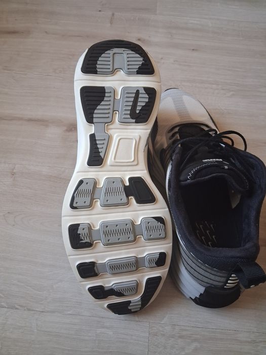 Buty  sportowe męskie,,Nike"rozmiar 43