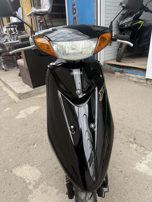 Yamaha Jog sa16 з контейнера