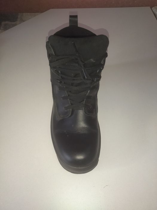 Тактические кроссовки чёрные 42 размер.