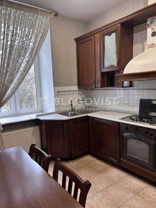 Продаж 3кім.Довнар-Запольського 2/20.Сталінка.Ст.м Політехнічна