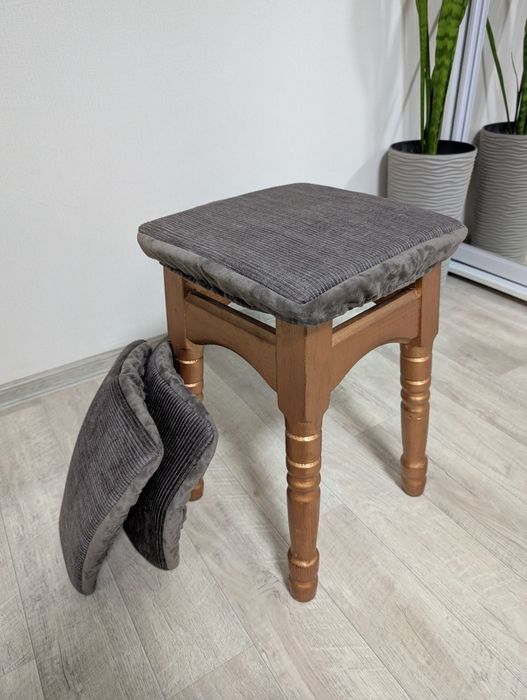 Чохли на табурет