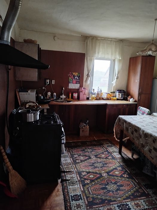 Продам будинок! В Ізяславі! Терміново!