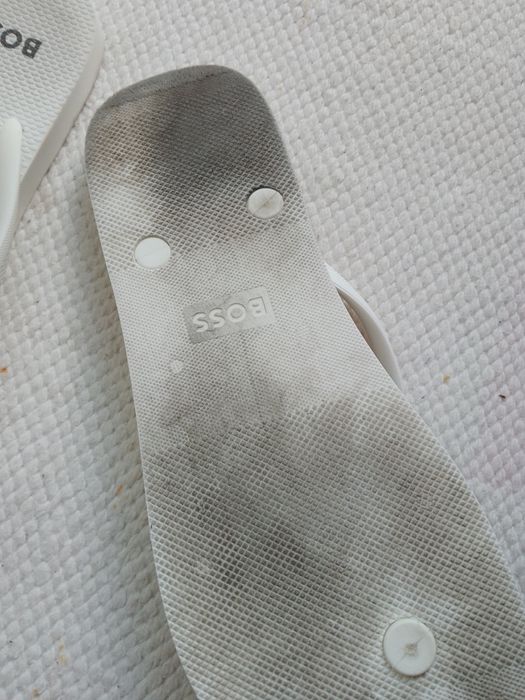 Klapki HUGO Bossa białe