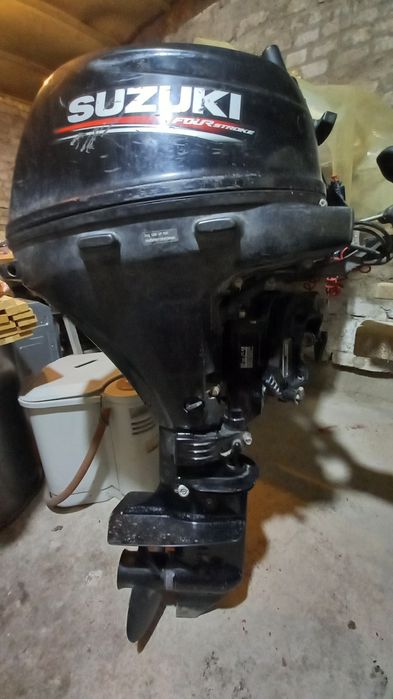 Човновий мотор   Suzuki