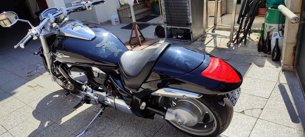 Suzuki Intruder 1800