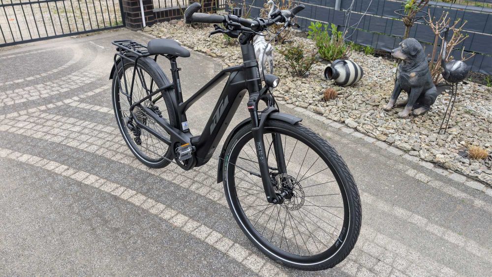 Nowy rower elektryczny KTM cento 10 plus