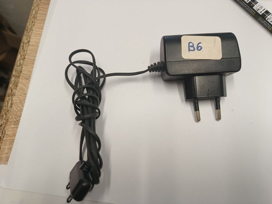 Zasilacz Sony Ericsson 5.0V 550mA. (B6)