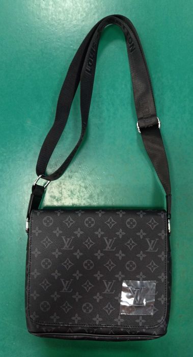 Mala homem Louis Vuitton nova