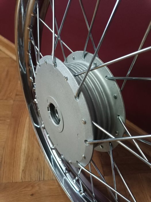 Koło WSK Kos przód 18