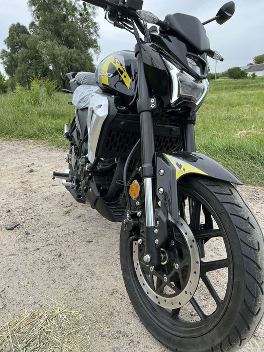 Мотоцикл Ліфан Lifan SR 220