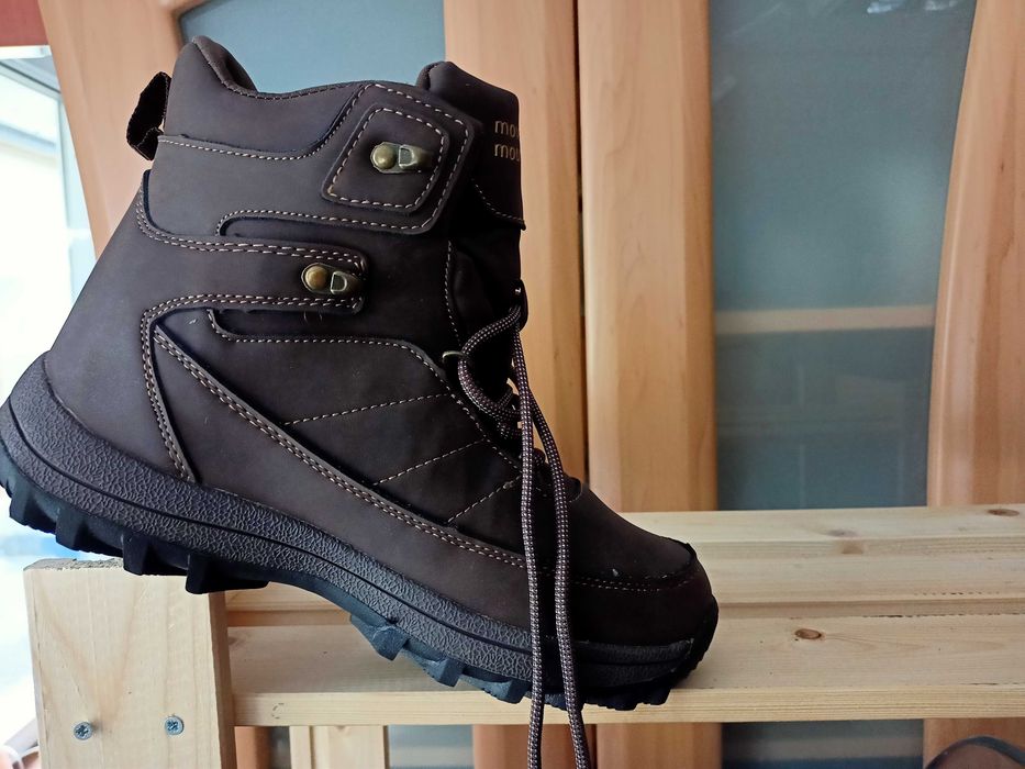 Sprzedam norweskie zimowe buty trekkingowe