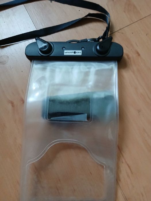 Sprzedam etui wodoodporne na telefon