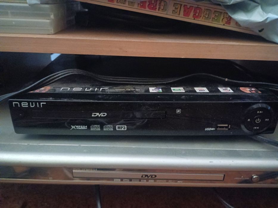 Leitores de CD e DVD a funcionar perfeitamente