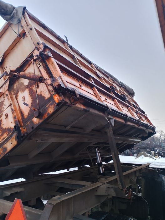 Продам прицеп камаз евро2