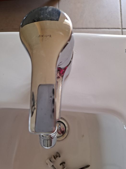 Bide Roca com torneira Grohe