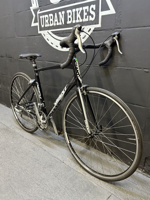 Rower szosowy Giant Defy Kolarzówka Shimano 54 cm Urban Bikes