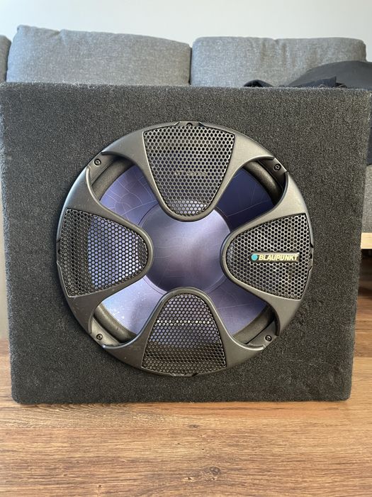 Subwoofer Blaupunkt Car Audio + Wzmacniacz + kable
