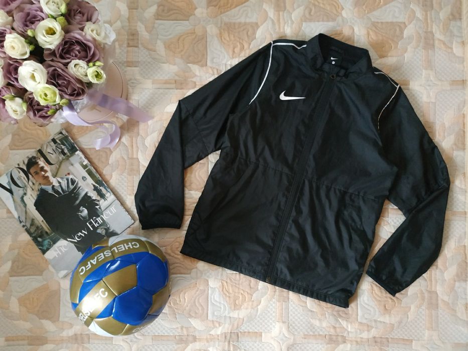 Кофта зіпка від Nike для хлопчика 10-11 років