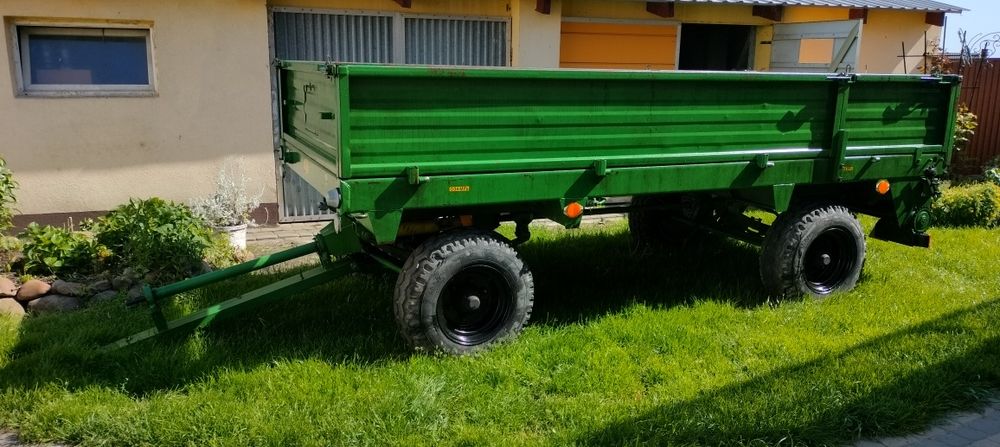 Rozrzutnik obornika Agromet Brzeg.