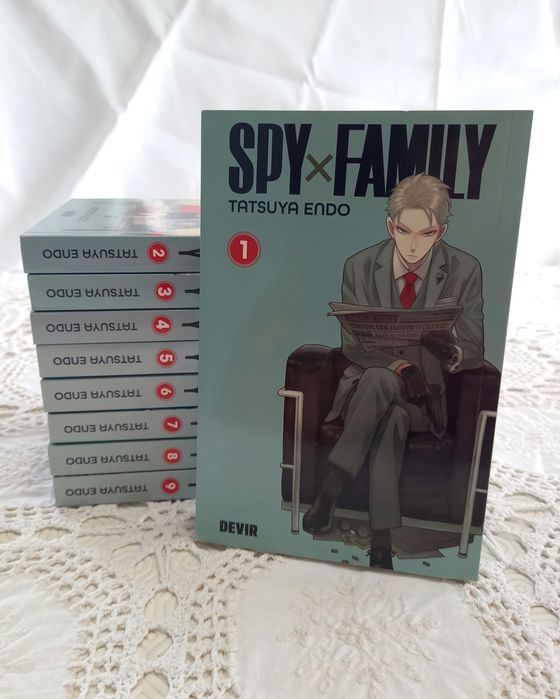 Mangá "Spy X Family" volumes 1-9