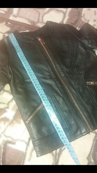 Продам  курточку
