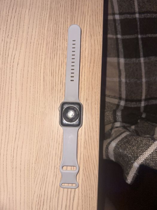 Apple watch series 5 44мм алюмінієвий корпус