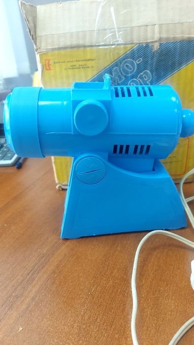 Фільмопроектор ф7 СССР +9 діафільмів казок