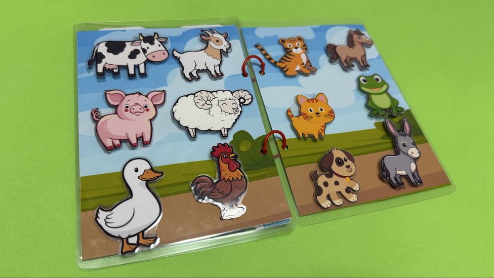 Їде тракторець(синій трактор)Книга на липучках