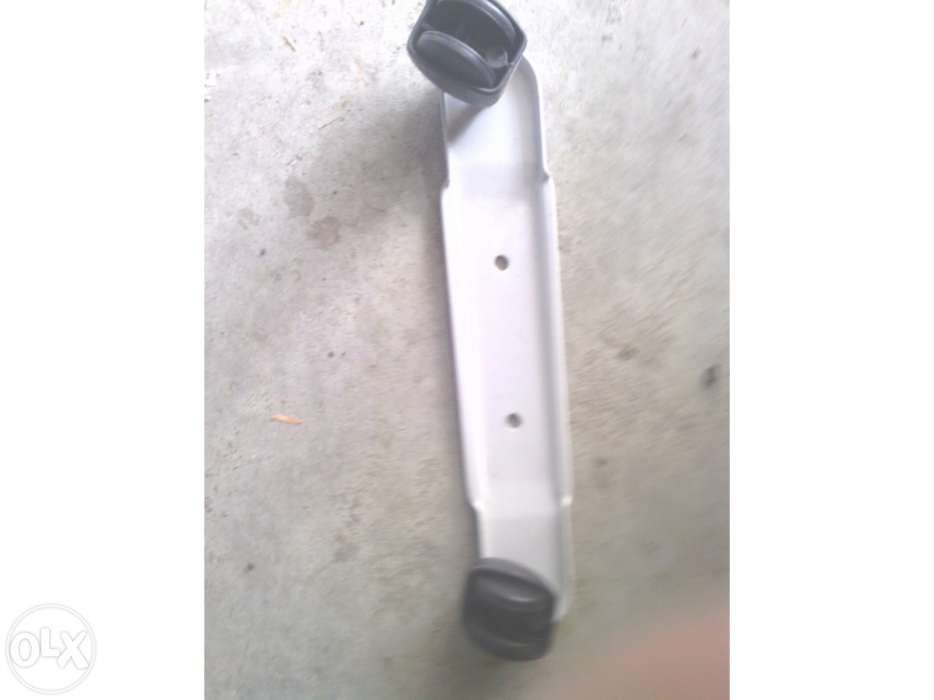 Suporte com Rodas para radiador a óleo