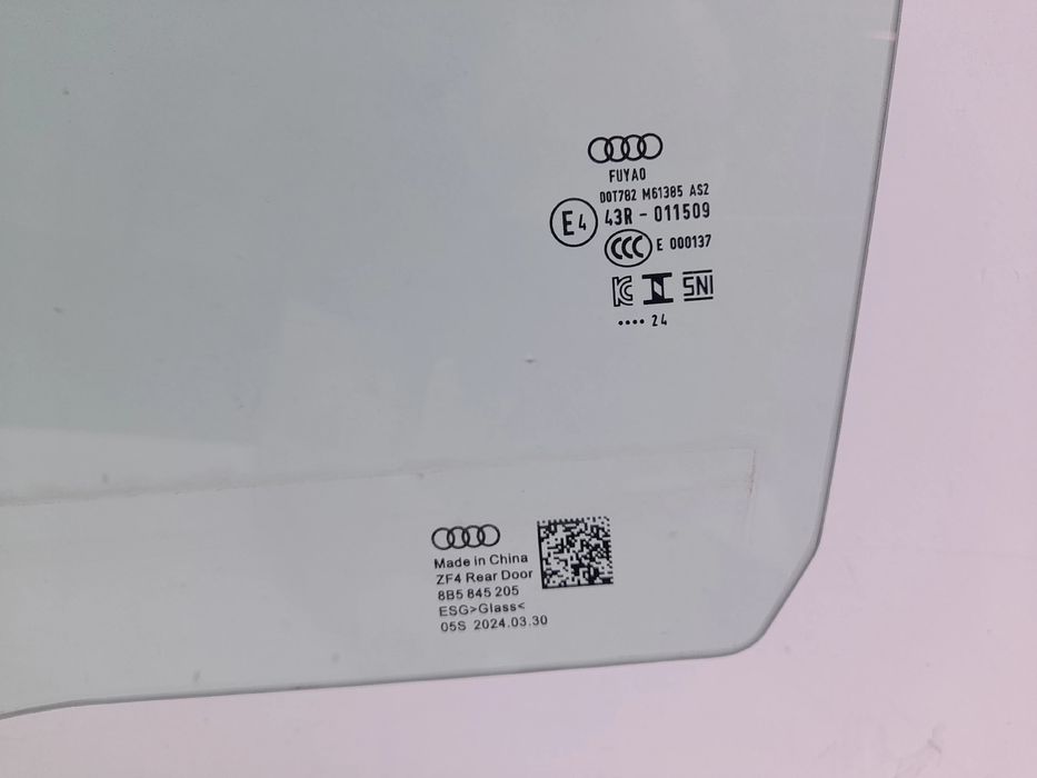 Vidro porta trás esquerdo AUDI A5 (FU2)
