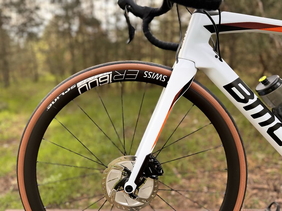 Велосипед BMC Roadmachine 02 three