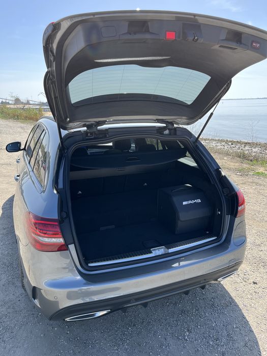 Mercedes Benz Classe C 300 DE AMG foto 4
