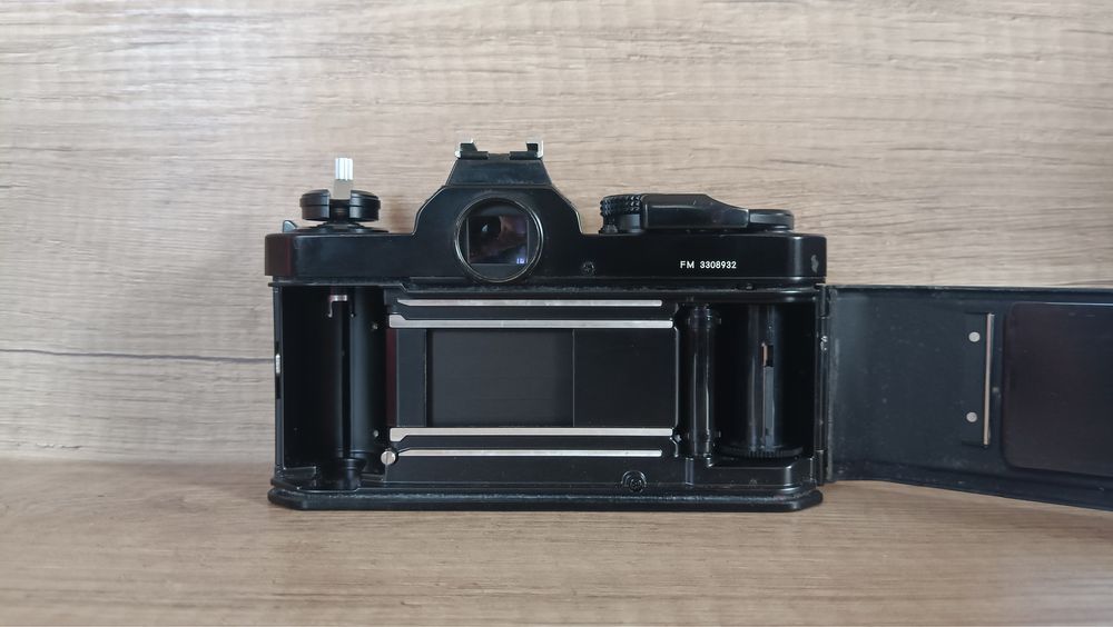 nikon fe2 - купити плівкові фотоапарати - Ціна на OLX.ua