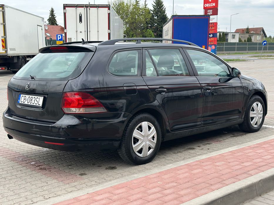 Volkswagen Golf 6 1.6 Tdi 2010 rok kombi