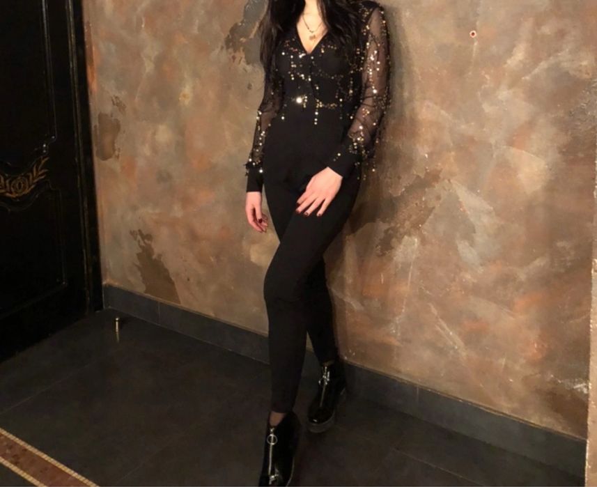 Комбінезон з паєтками