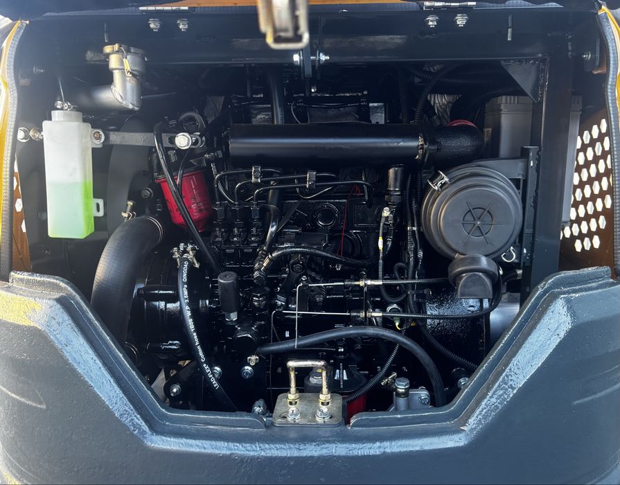 2026! NOWA Minikoparka TFORCE T18 1800kg FULL WYPOSAŻENIE MOCNA 25KM DIESEL 3-Cylindry