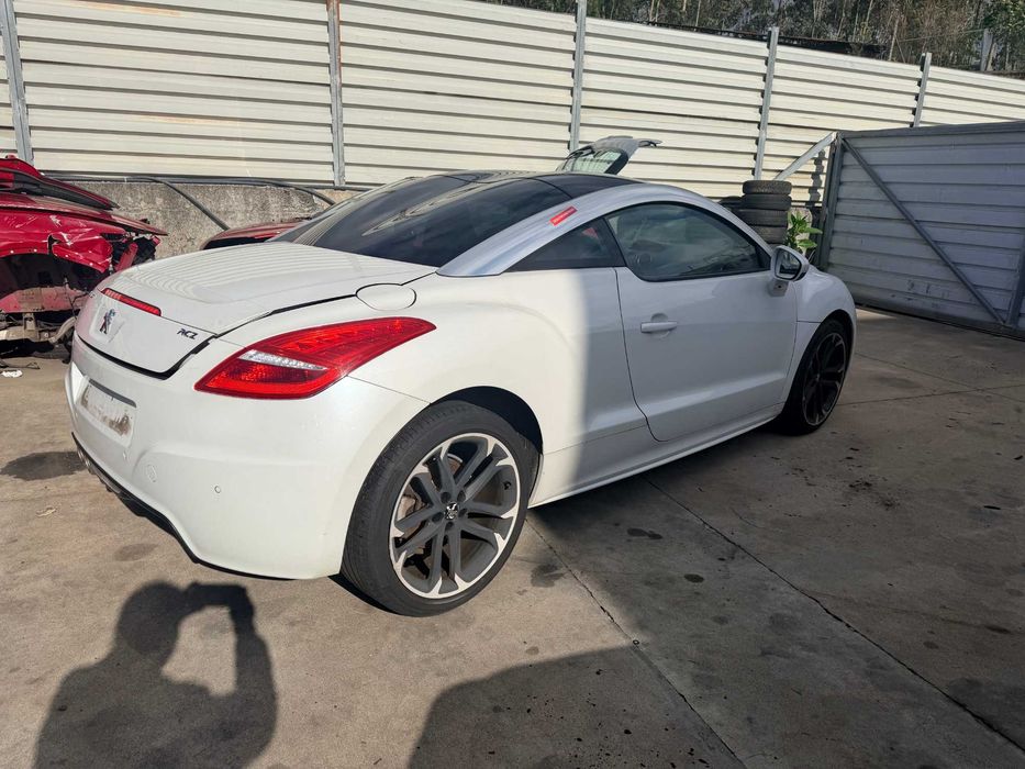 Peugeot  RCZ 2.0 HDI 163 CV DE 2011 EM FIM DE VIDA PARA PEÇAS