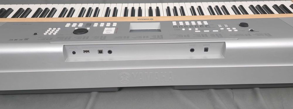 Yamaha DGX 620 Pianino Elektryczne + Stojak