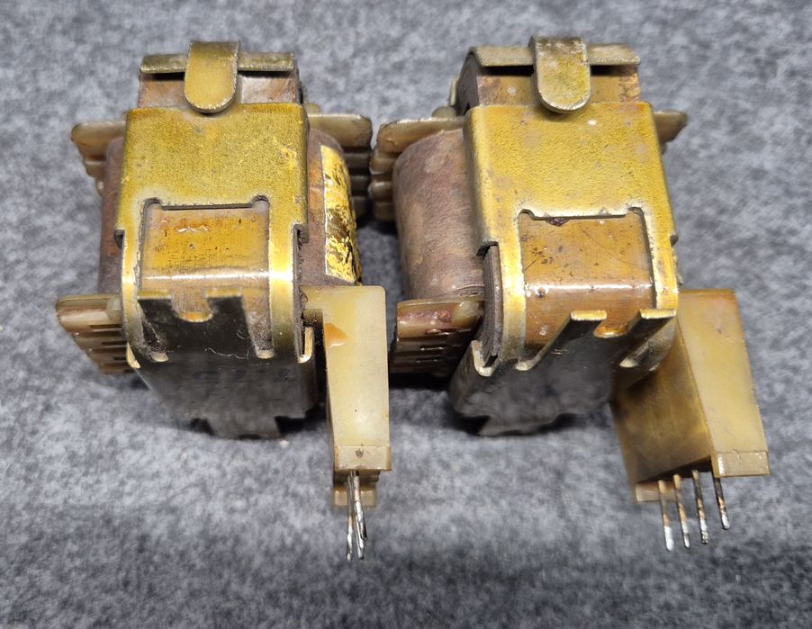 Transformator 2szt.  Unitra Zatra  TWOP7/80/30/666 TWOP  7/80/30