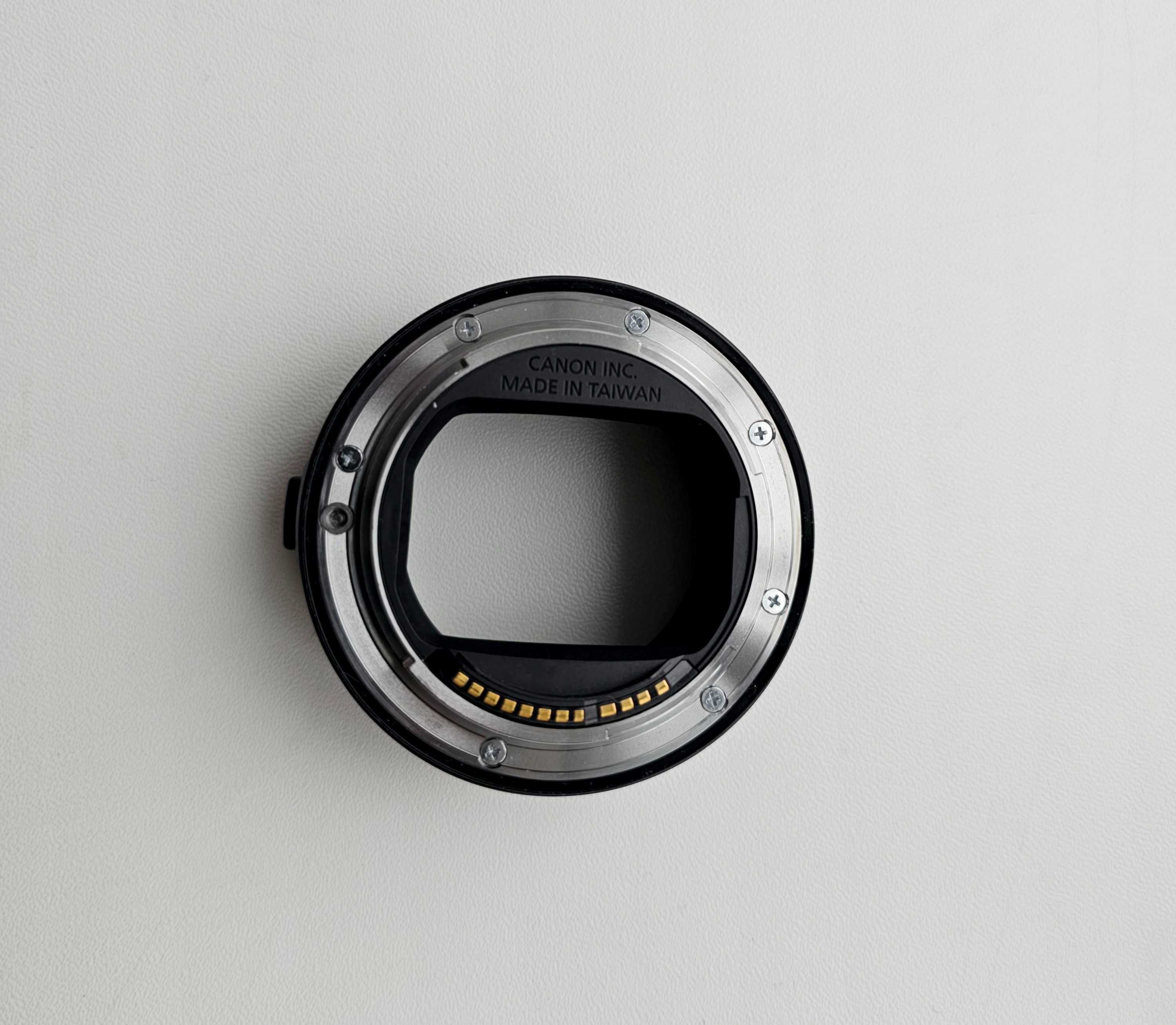 Адаптер перехідник RF Canon Mount Adapter EF-EOS R оригінал: 5 200 грн ...